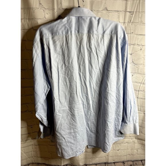 TOMMY BAHAMA MENS LONG SLEEVE LIGHT BLUE BUTTON DOWN SHIRT SZ (16 1/2 32-33)   D - Picture 3 of 3